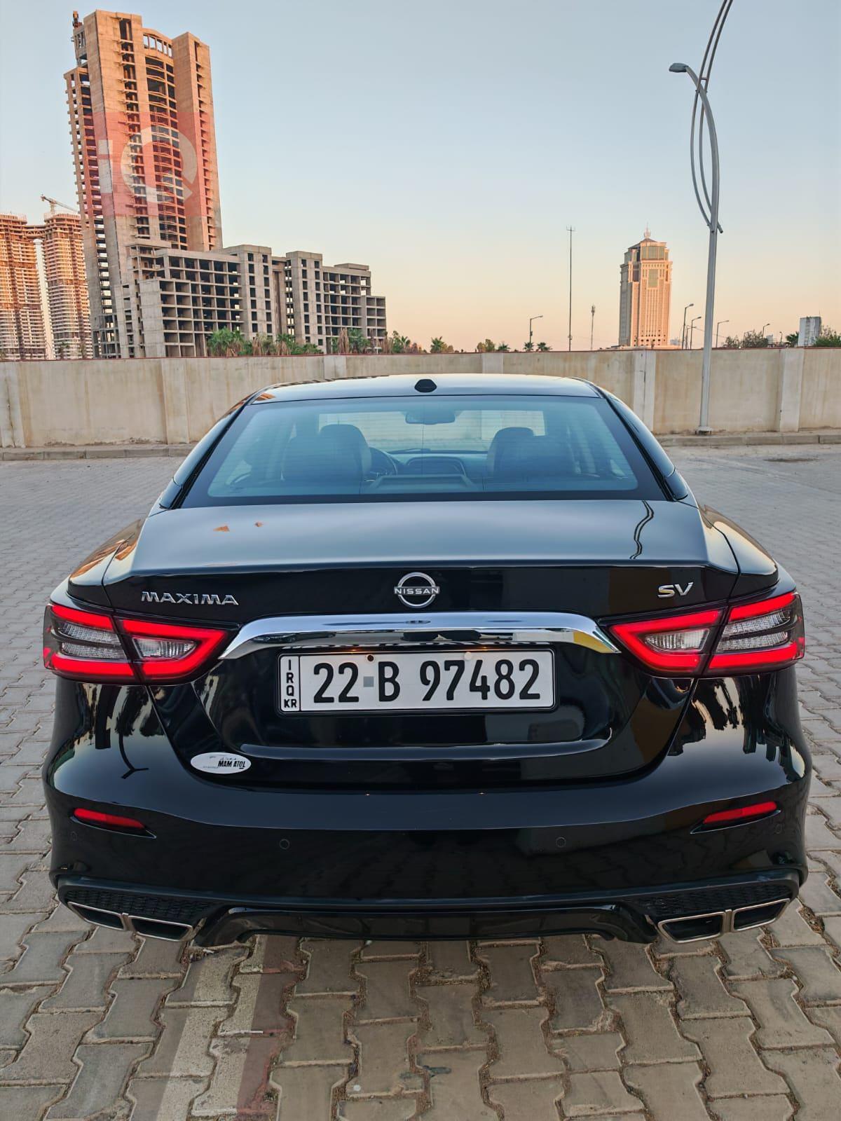 Nissan Maxima